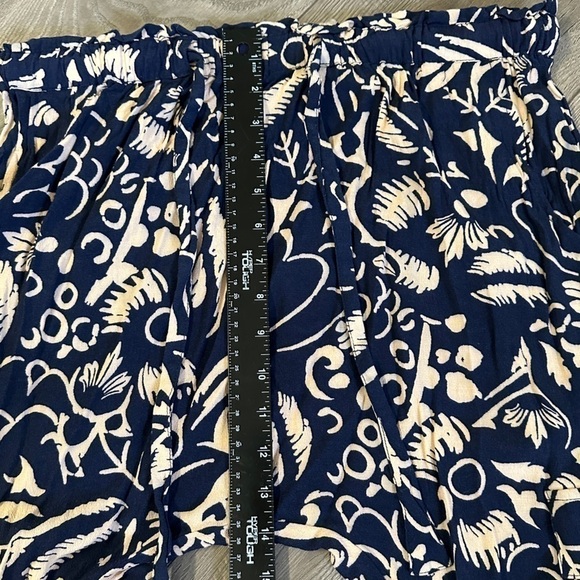 Anthropologie Hei Hei Harem Cargo Pants- Navy Cream size Medium - Picture 14 of 16